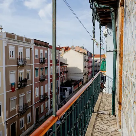 Daire Angels Homes-n27, 3ºfloor - Bairro Tipico, Centro Lisboa